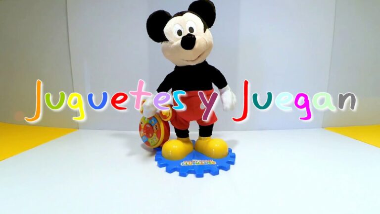 Descubre el increíble muñeco de Mickey Mouse que canta y baila